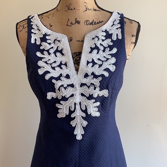 Lilly Pulitzer blue white jacquard sheath dress 2 - Picture 4 of 16